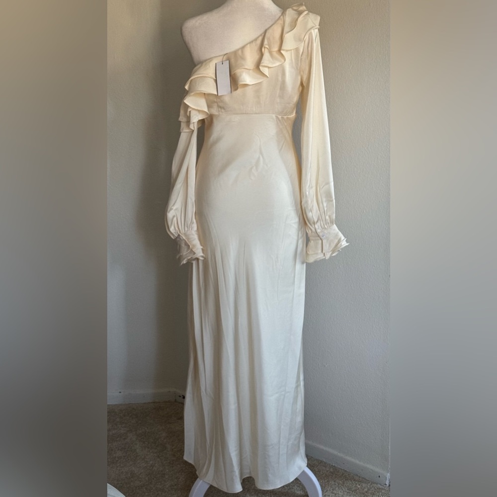 ASTR the Label Women's Coraline Ruffled Cream Maxi Dress - Picture 4 of 6